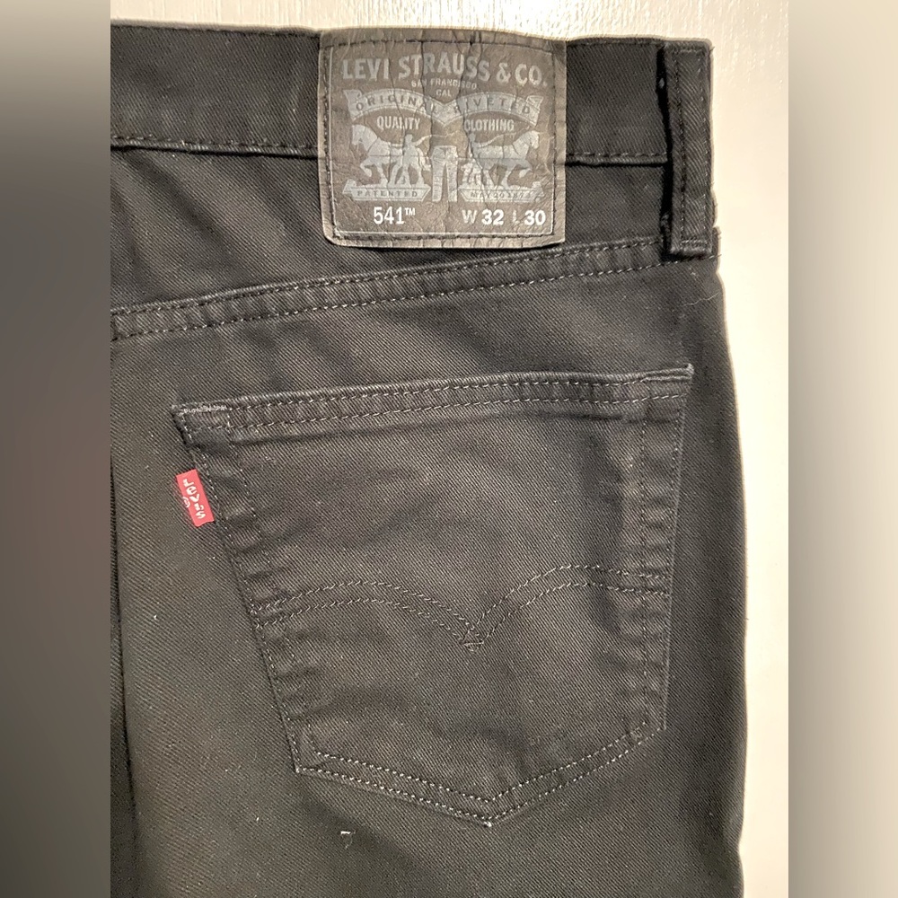Men’s Black Denim Levi 541 Jeans